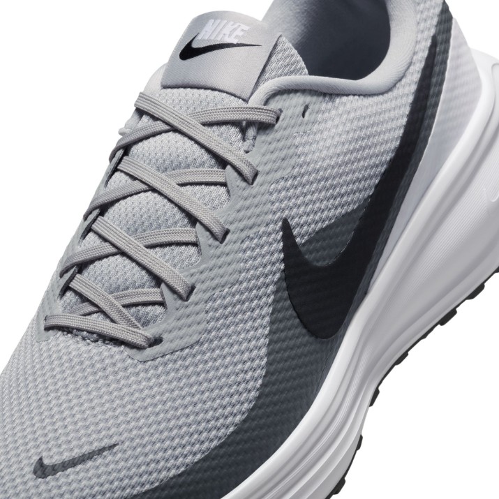 Adidași pentru bărbați Nike Revolution 8 Light Smoke Grey/Smoke Grey/White/Black, s.43