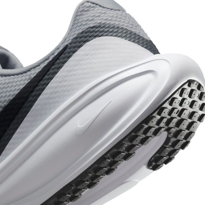 Adidași pentru bărbați Nike Revolution 8 Light Smoke Grey/Smoke Grey/White/Black, s.45