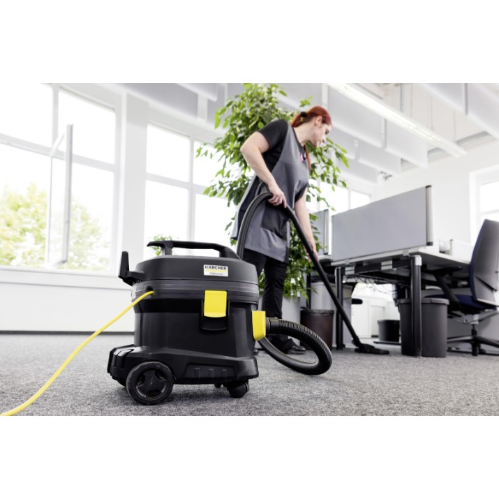 Aspirator cu curăţare uscată Karcher 1.527-214.0