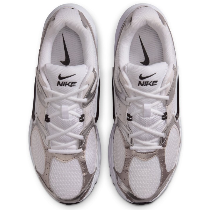 Кроссовки мужские Nike V5 Rnr White/Vast Grey/College Grey/Black, s.42