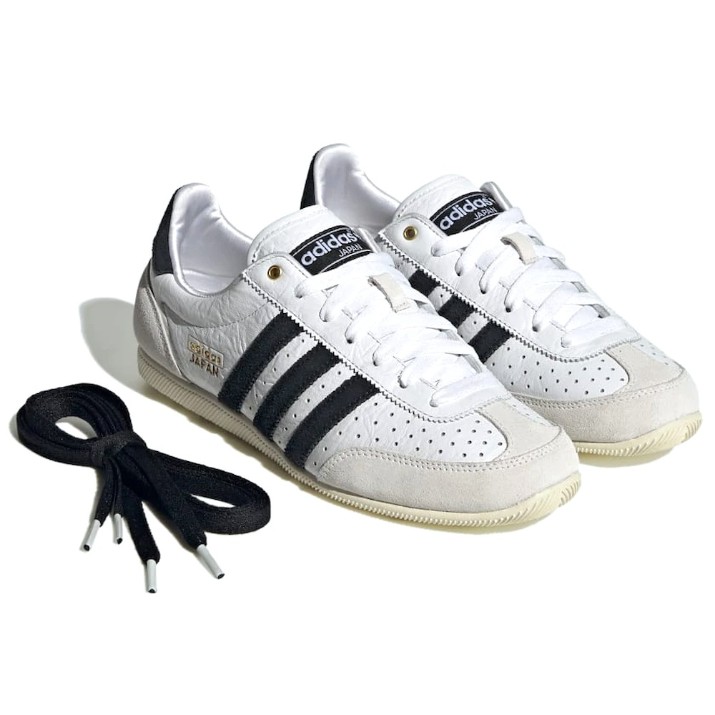 Кроссовки женские Adidas Japan W Cloud White/Core Black/Gold Metallic, s.40