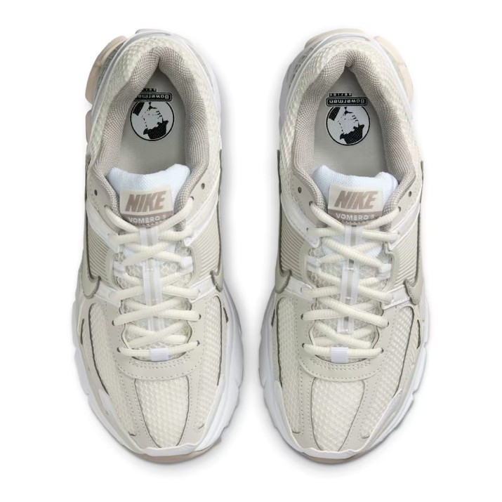 Кроссовки женские Nike W Zoom Vomero 5 White/Phantom/College Grey/Light Bone, s.38.5