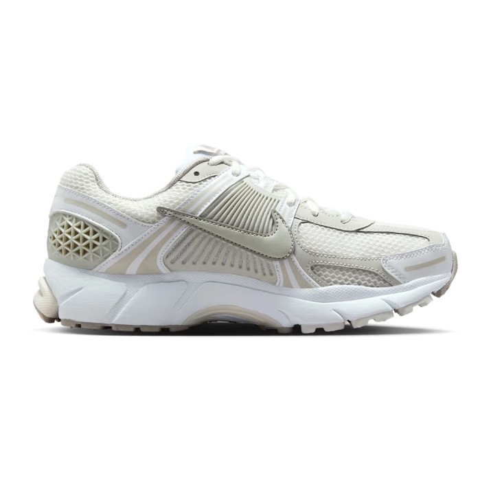 Кроссовки женские Nike W Zoom Vomero 5 White/Phantom/College Grey/Light Bone, s.39