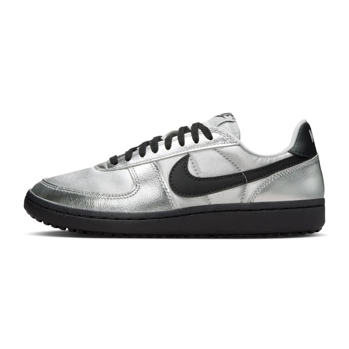 Ghete pentru dame Nike Wmns Field General Metallic Silver/Photon Dust/White/Black, s.36