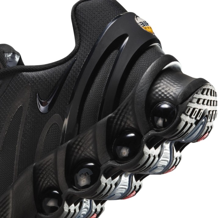 Кроссовки мужские Nike Air Max Dn8 Metallic Silver/Black, s.41