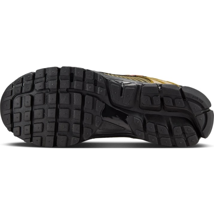 Кроссовки мужские Nike Zoom Vomero 5 Prm Olive Flak/Black/Quantum Moss/Picante Red, s.46