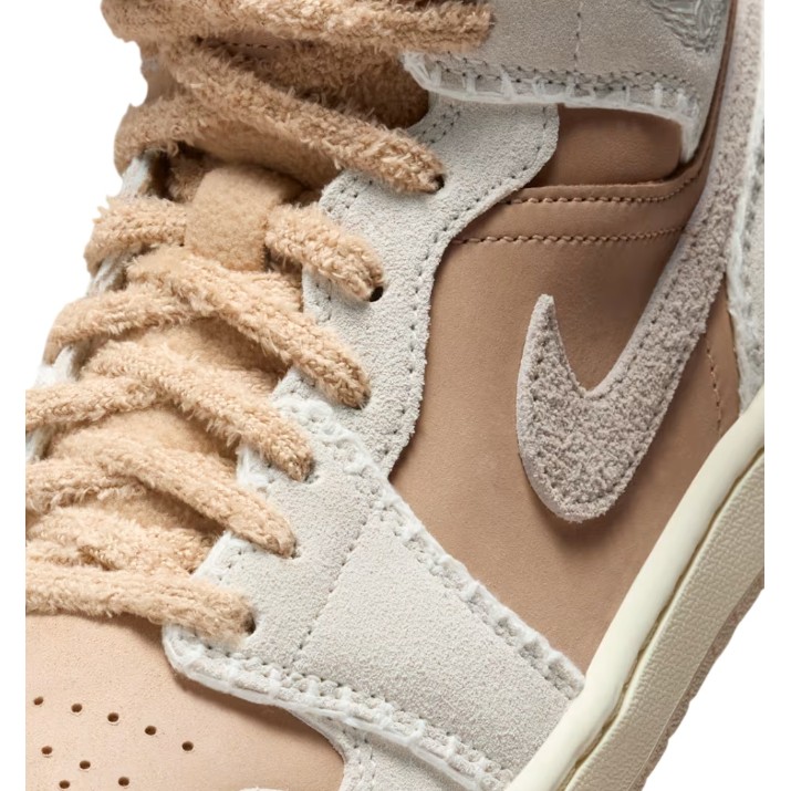 Bocanci pentru dame Nike Air Jordan 1 Mid Se Hemp/Sail/Light Orewood Brown, s.40.5
