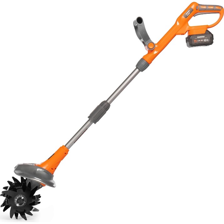 Mașina pentru greblat Daewoo DAT 2521Li Set