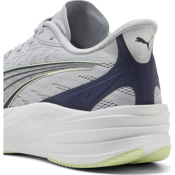 Кроссовки мужские Puma Darter Pro 2 Vibrant Silver/Deep Plum/Apple Spritz, s.44