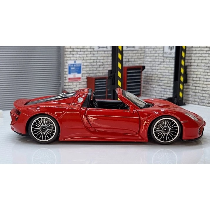 Машина MSZ 1:24 Porsche 918 Spyder (68243A)