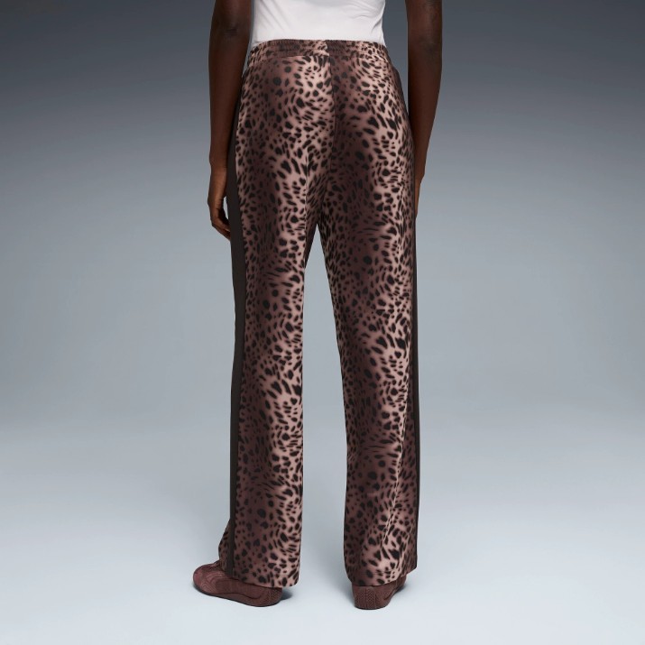 Pantaloni spotivi de dame Puma T7 Leo Luxe All-Over Print Puma Black, s.S (63456401)