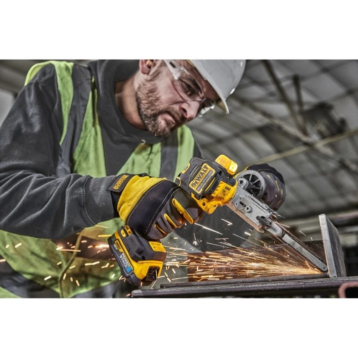 Șlefuitor cu banda DeWalt DCM200N