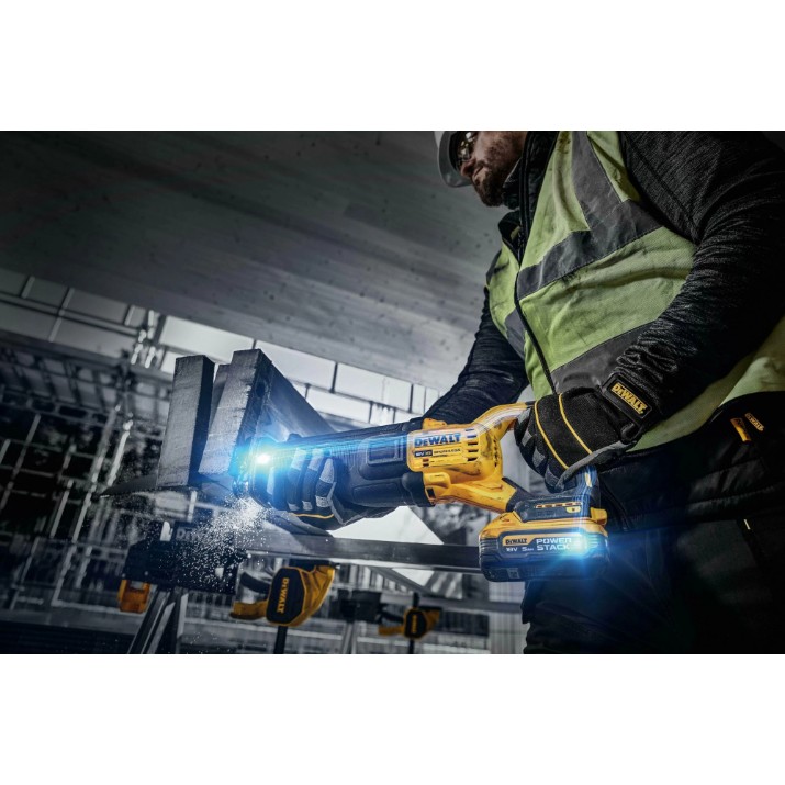 Сабельная пила DeWalt DCS386H2T