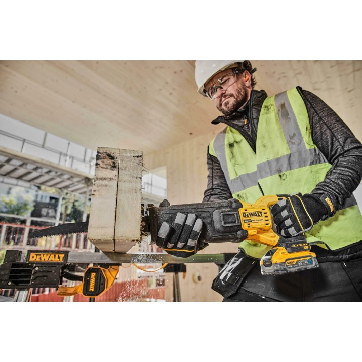 Сабельная пила DeWalt DCS386H2T