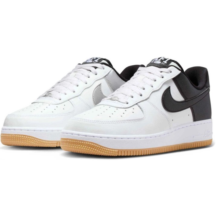 Кеды мужские Nike Air Force 1 07 LV8 Summit White/Black/Metallic Silver/White/Gum Yellow, s.43