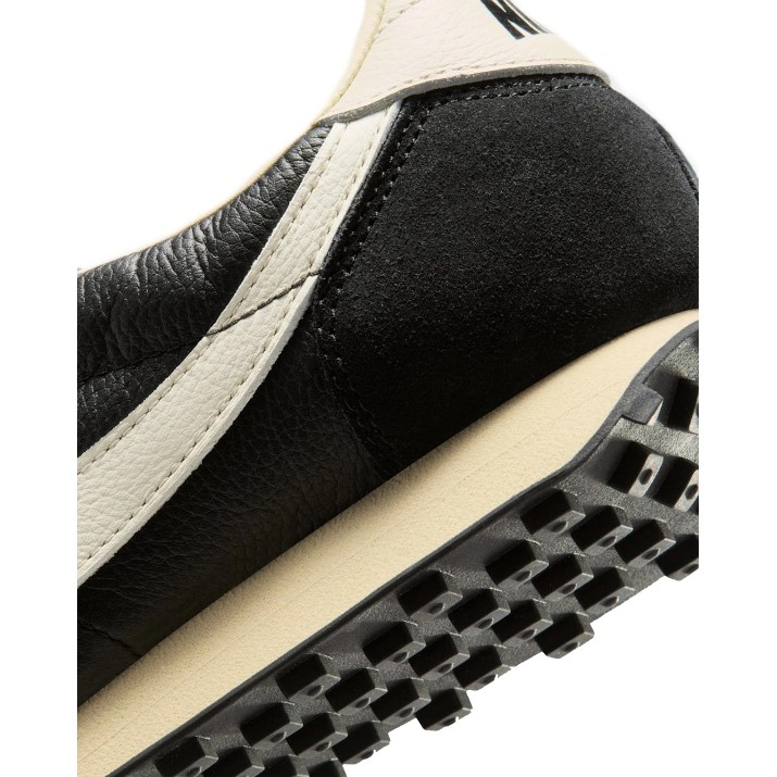 Adidași pentru bărbați Nike Ld-1000 Premium Black/Beach/Coconut Milk, s.45