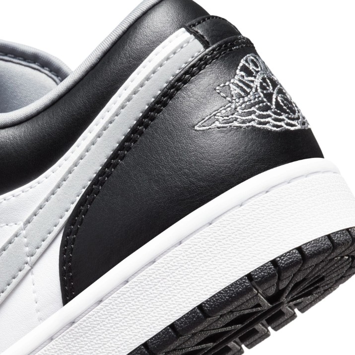 Ghete pentru bărbați Nike Air Jordan 1 Low Black/White/Particle Grey, s.45