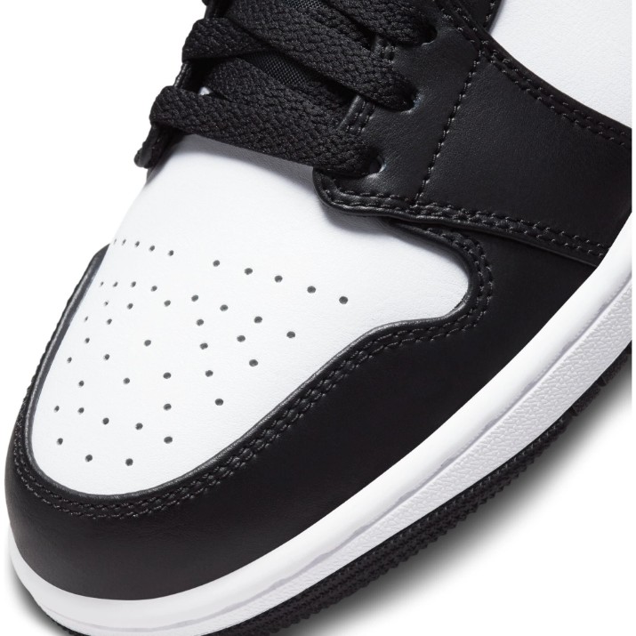 Кеды мужские Nike Air Jordan 1 Low Black/White/Particle Grey, s.45.5