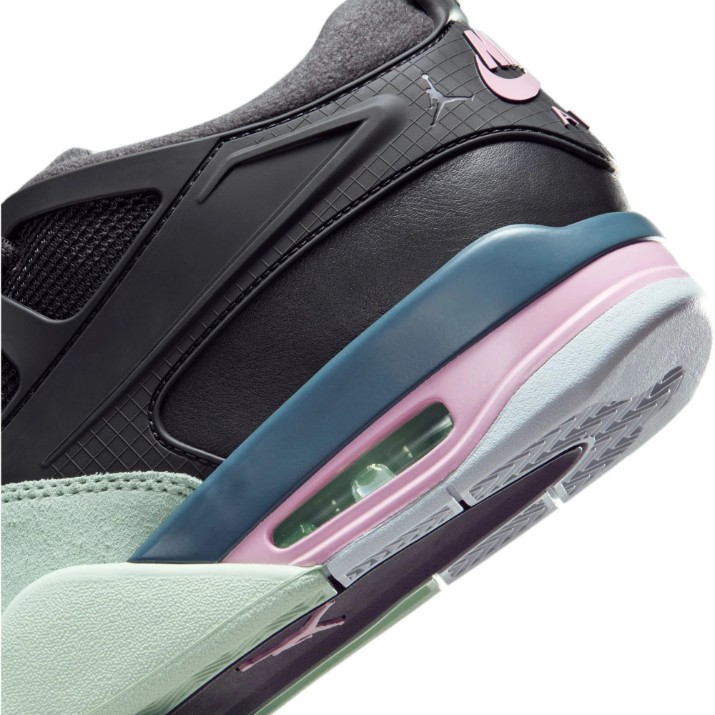 Кроссовки мужские Nike Air Jordan 4 Rm Anthracite/Barely Green/Jade Aura/Iced Carmine, s.40.5