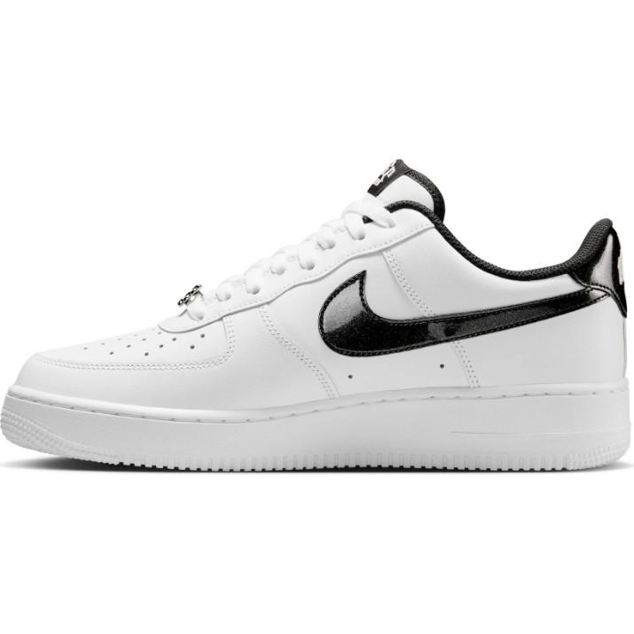 Кеды мужские Nike Air Force 1 07 Lv8 White/Black, s.42.5