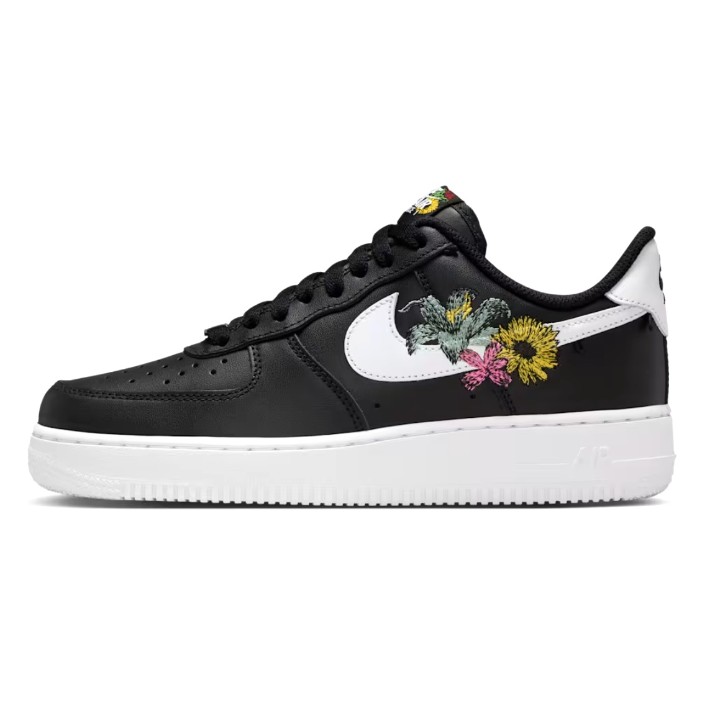 Кеды женские Nike Air Force 1 07 Premium Flowers Black/Metallic Gold/White, s.39