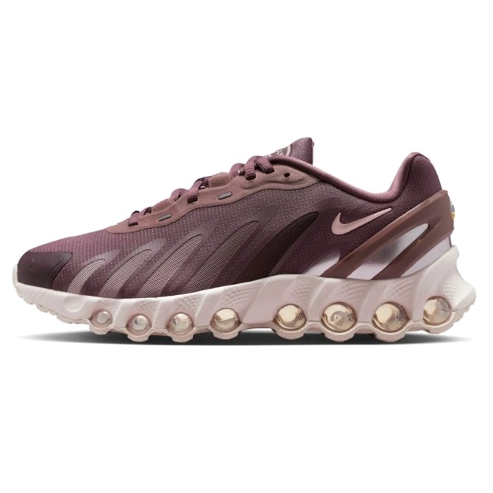 Кроссовки женские Nike Air Max Dn8 Tattoo/Particle Rose/Silt Red, s.36