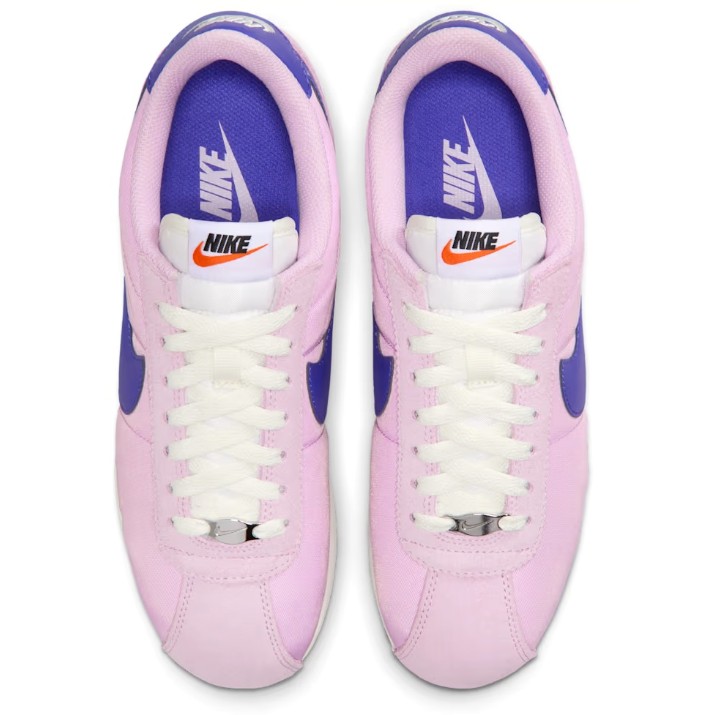 Adidași pentru dame Nike Cortez Textile Light Arctic Pink/Sail/Paramount Blue, s.38.5