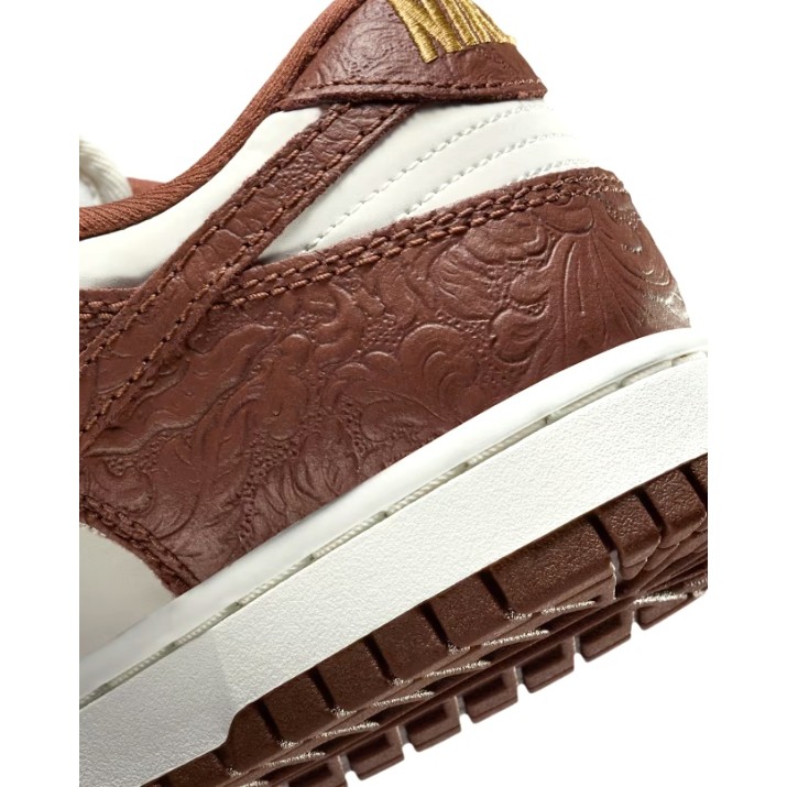 Ghete pentru dame Nike Dunk Low Sail/Metallic Gold/Fauna Brown, s.38.5