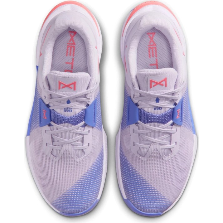 Adidași pentru dame Nike Metcon 10 Violet Mist/Sapphire/Sea Coral, s.36.5