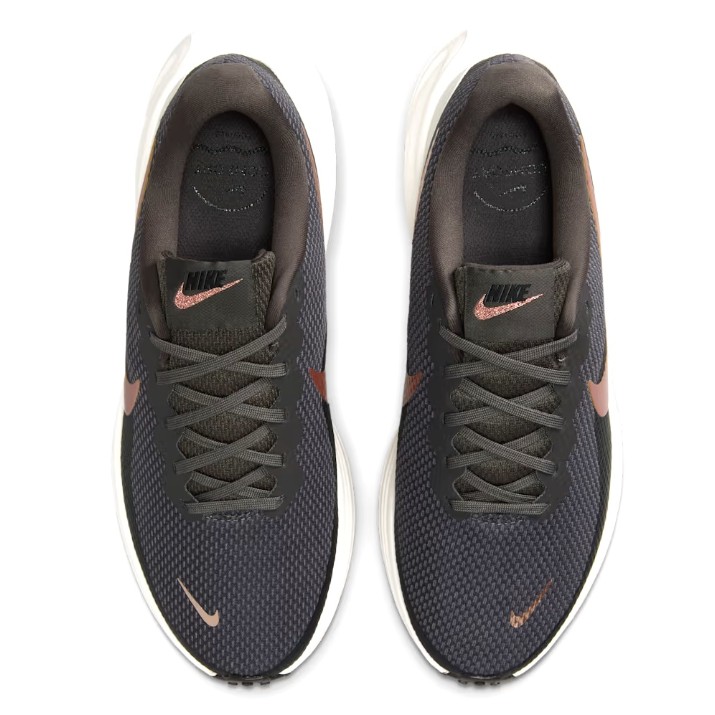 Adidași pentru dame Nike Revolution 8 Medium Ash/Black/Sail/Metallic Red Bronze, s.40.5