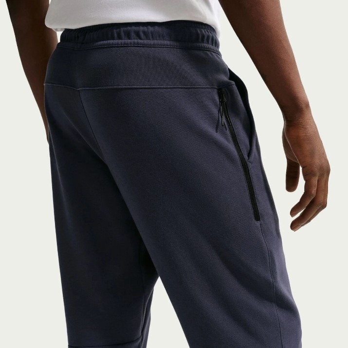 Pantaloni spotivi pentru bărbați Nike Sportswear Tech Essentials Pants Thunder Blue, s.L