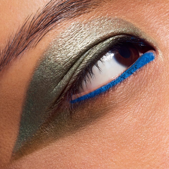 Тени для век MAC Dazzleshadow Eye Sticks Filthy Martini