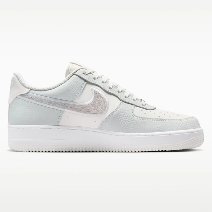 Кеды мужские Nike Air Force 1 07 LV8 Summit White, s.42