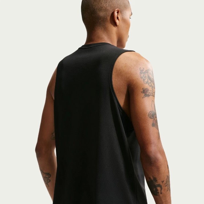 Maiou bărbătesc Nike Miler Black, s.L