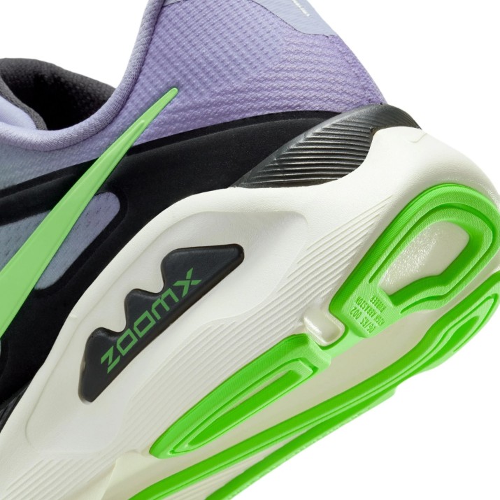 Adidași pentru bărbați Nike Structure Plus Iron Purple/Off-Noir/Sail/Voltage Green, s.41