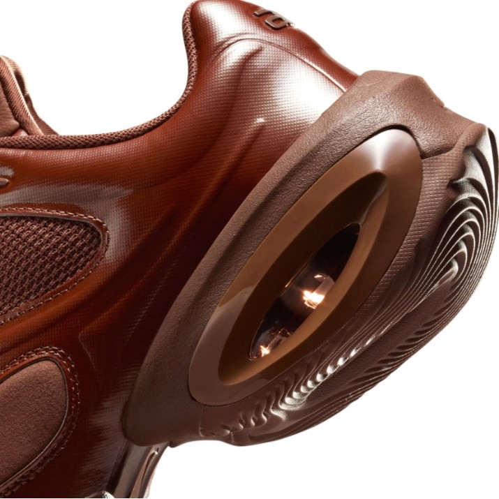 Кроссовки женские Nike Air Max Muse Fauna Brown/Metallic Gold, s.36.5