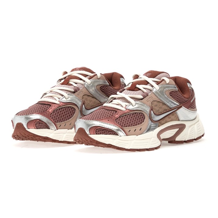 Кроссовки женские Nike V5 Rnr Smokey Mauve/Metallic Silver/Red Sepia, s.39