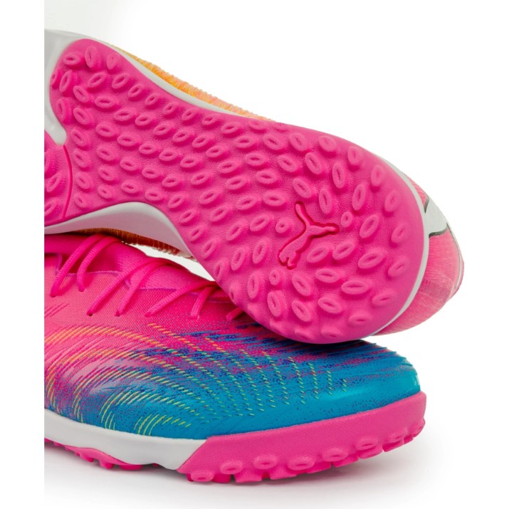 Футбольные бутсы Puma Future 9 Match Fusion TT Poison Pink/Sun Stream/Bright Aqua/Puma White, s.46