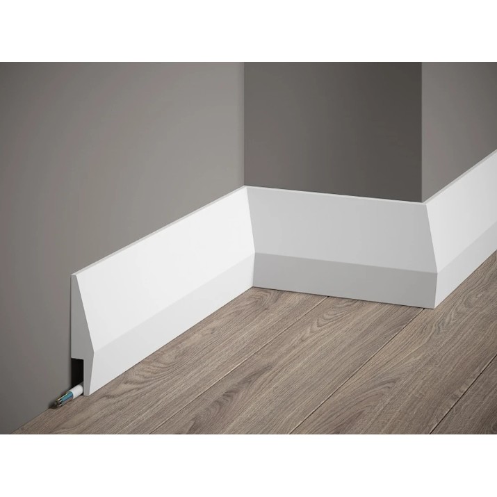 Плинтус Mardom Decor MD016