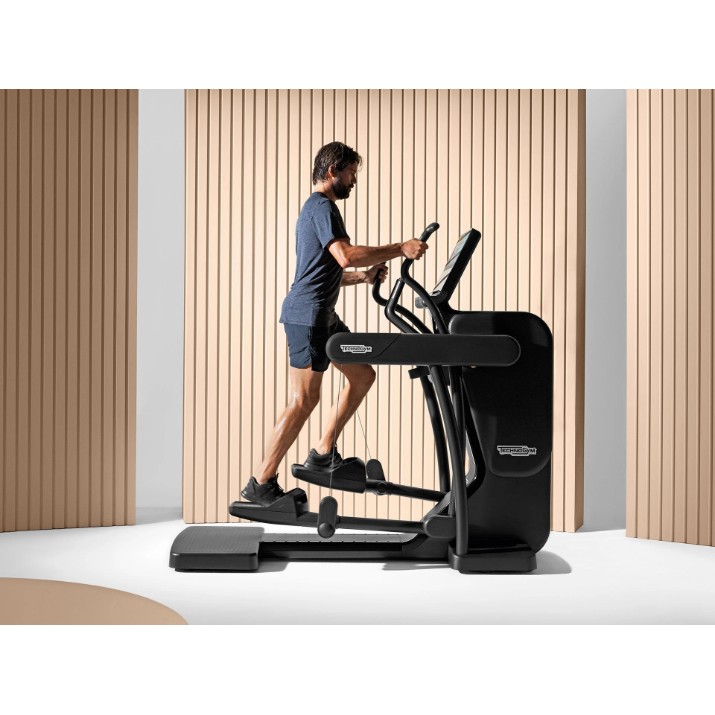 Bicicletă eliptică Technogym Artis Vario