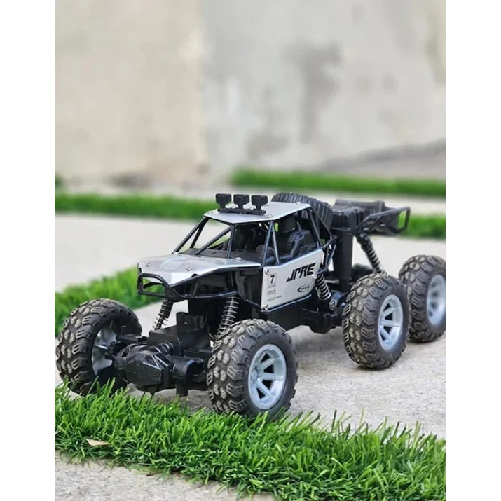 Радиоуправляемая игрушка New World 1:18 Rock Crawler Silver (2062)