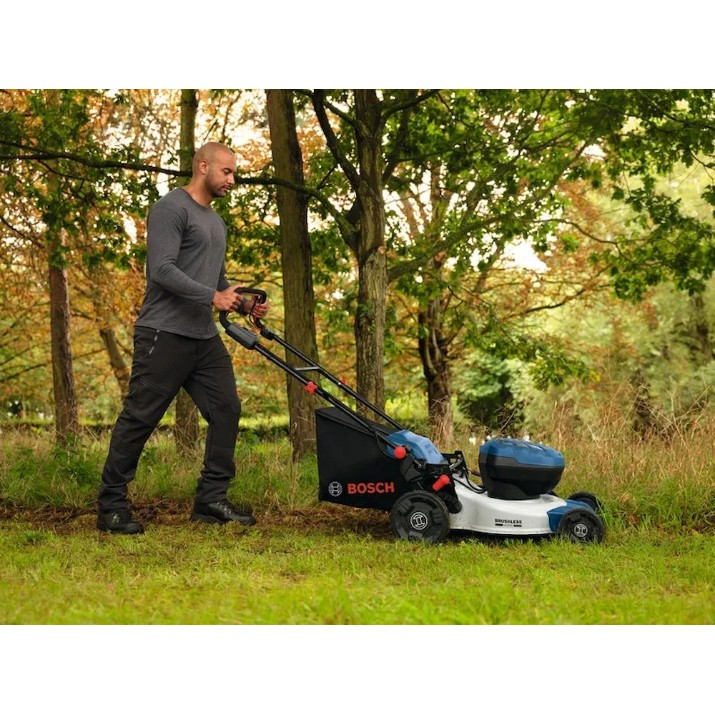 Газонокосилка аккумуляторная Bosch  GRA18V2-46SP (B06008C8200)