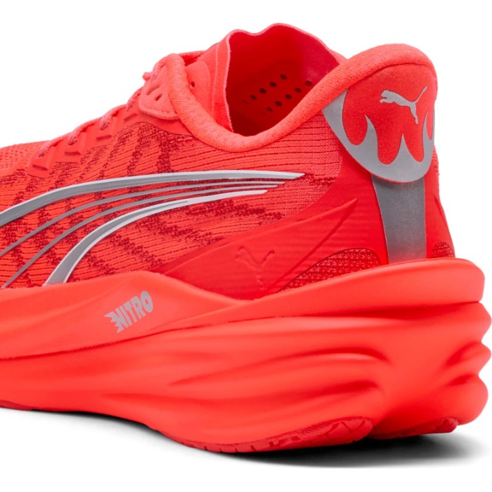 Adidași pentru bărbați Puma Deviate Nitro 4 Ultra Red, s.40