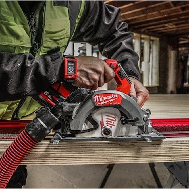 Дисковая пила Milwaukee M18 FCSDC165-552C (4933499996)