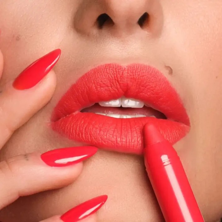 Помада для губ Artdeco Long-Lasting Lip Color 672 Red Lava