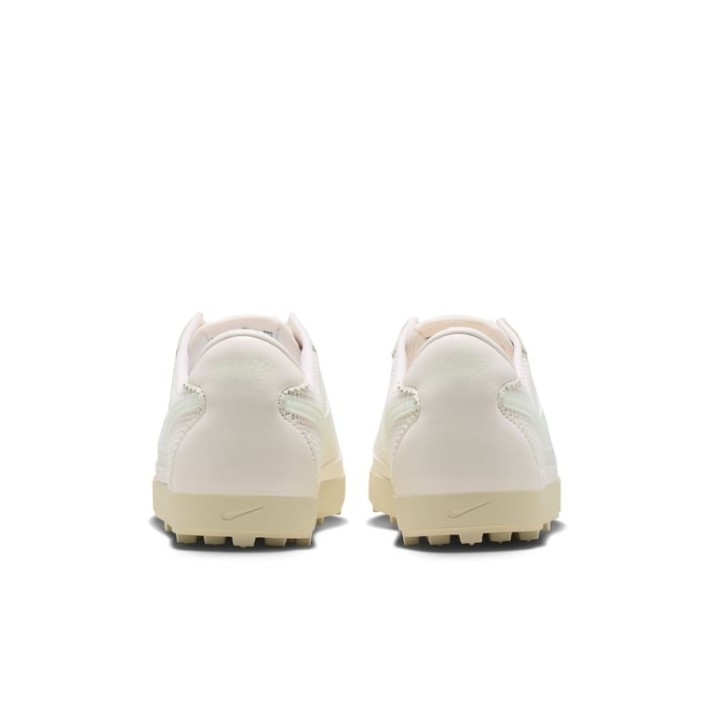 Кроссовки женские Nike Astrograbber Pearl Pink/Muslin/Sail, s.40.5
