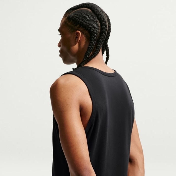 Мужская майка Nike Sportswear Black/White, s.L
