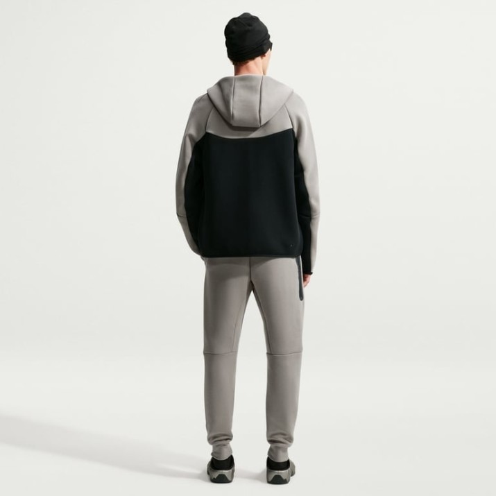 Мужская толстовка Nike Tech Fleece Light Army/Black/Total Orange, s.XL
