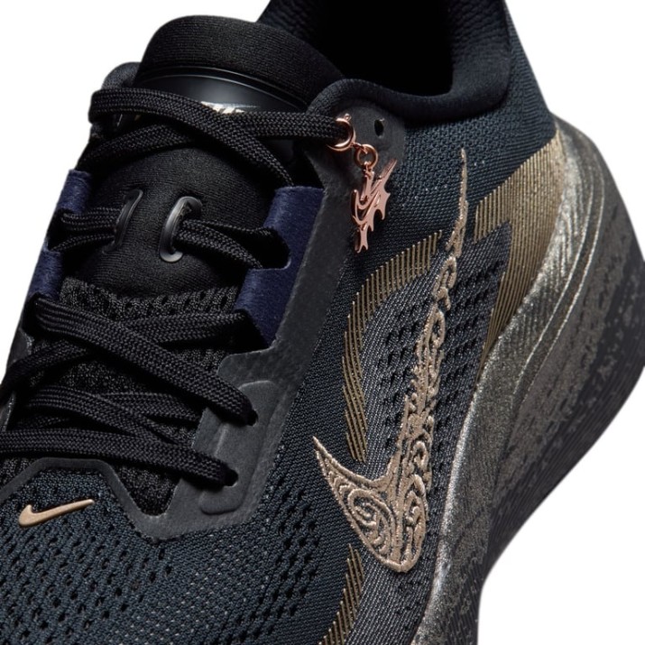 Кроссовки женские Nike Pegasus 42 "Keely Hodgkinson" Black/Pitch Blue/Blackened Blue/Blur, s.36.5