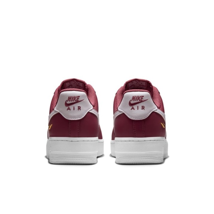 Кеды женские Nike Air Force 1 07 Pink Smoke/Bleached Lilac/Metallic Gold/White, s.36